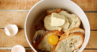 Sultingiausių kotletų su sviestu viduje receptas