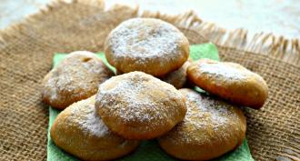 Kefyro sausainiai – naminiai rūgpienio kepiniai