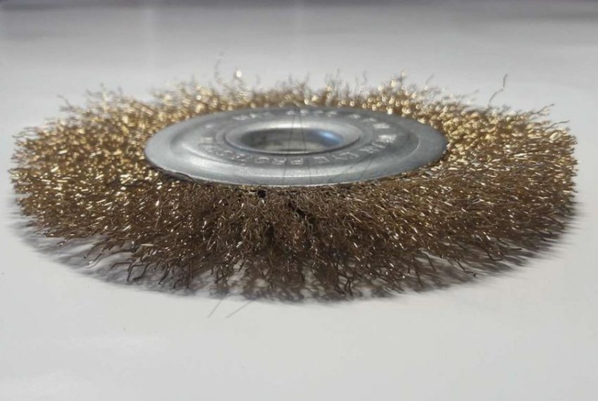 Щетка дисковая для УШМ 125: как выбрать идеальный диаметр и посадку для болгарки