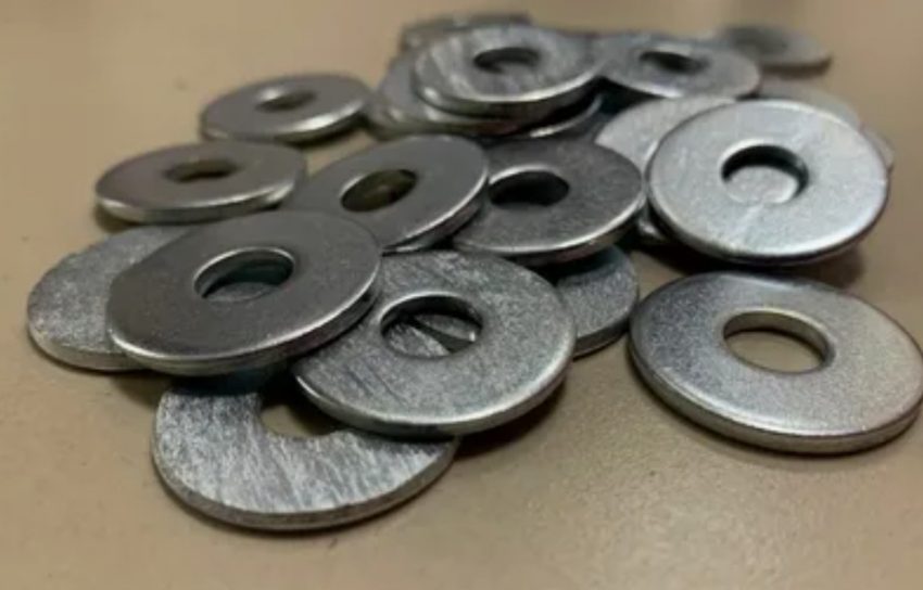 Шайбы для любых задач: как выбрать крепеж от бытового ремонта до промышленного строительства
