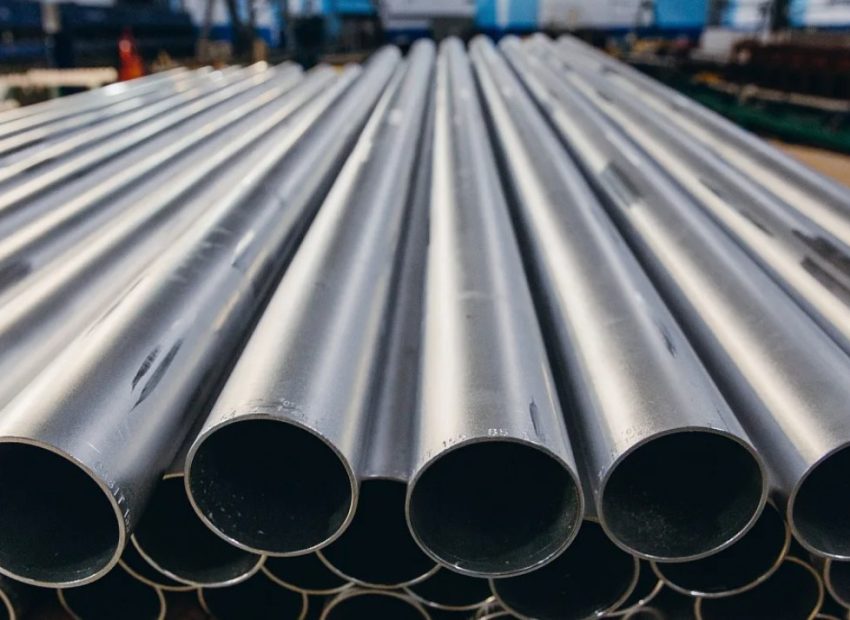 Корпусная бесшовная труба для нефтедобычи: технологии производства и преимущества