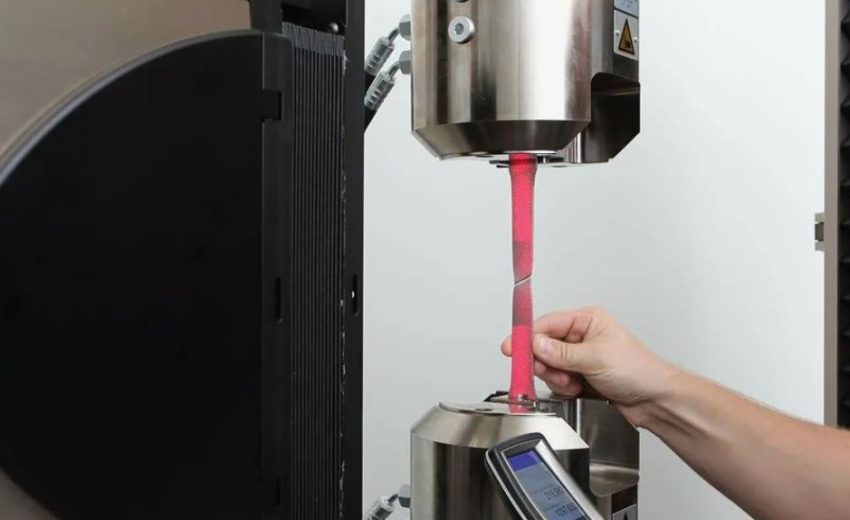 От лаборатории до производства: где применяется машина для испытаний на растяжение